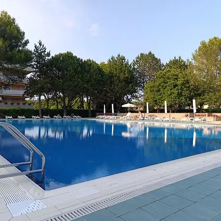 아파트 With Pool In 54388 비비오네